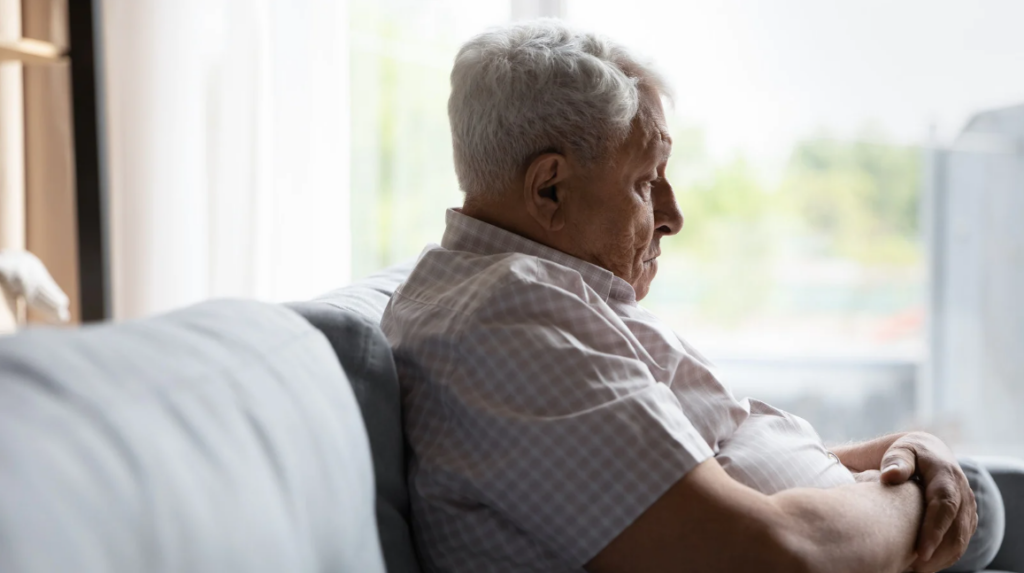 early warning signs families often miss
